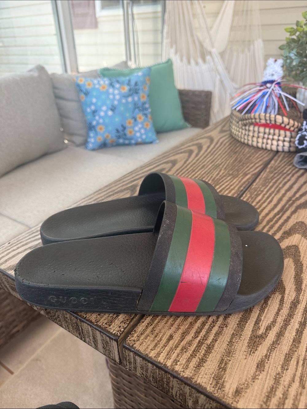 Gucci slides AUTHENTIC